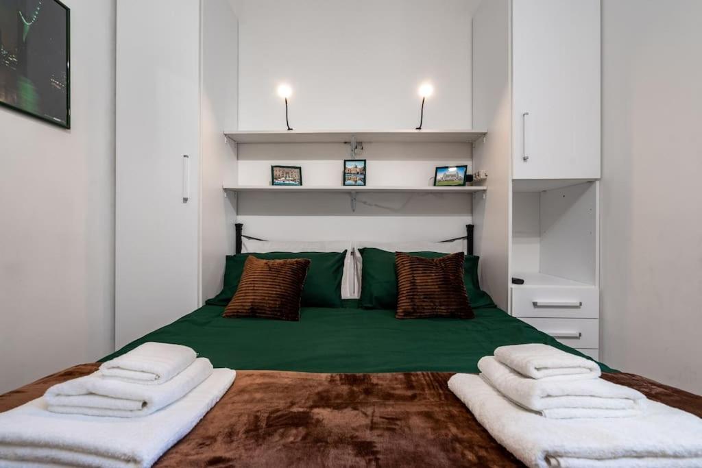 A Due Fermate Dal ColosseoWi-Fi & Netflix Gratis Apartment Roma Exterior foto